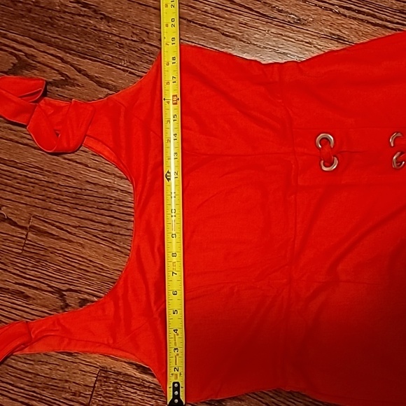 VENUS Vibrant orange grommet detail dress - Picture 8 of 10